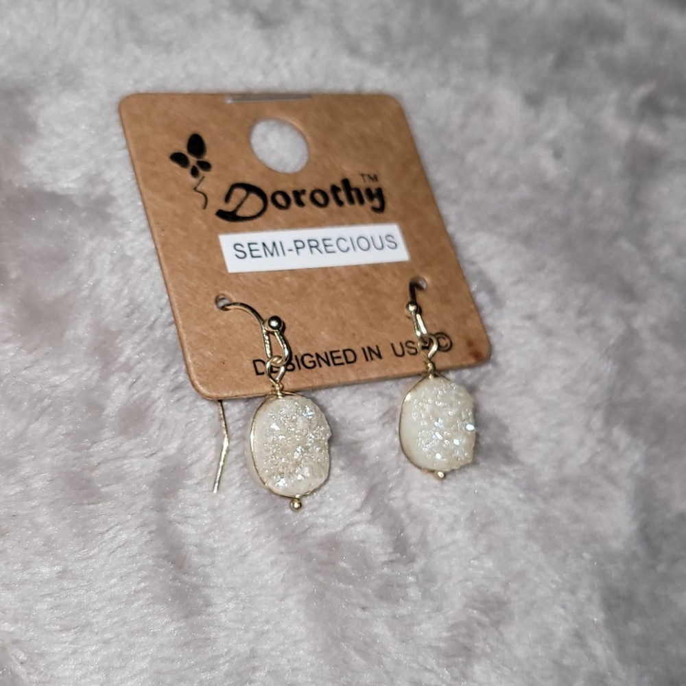 Dorothy Statememt Oval Semi-Precious Quartz Stone Gold-tone Dangle Earrings NWT